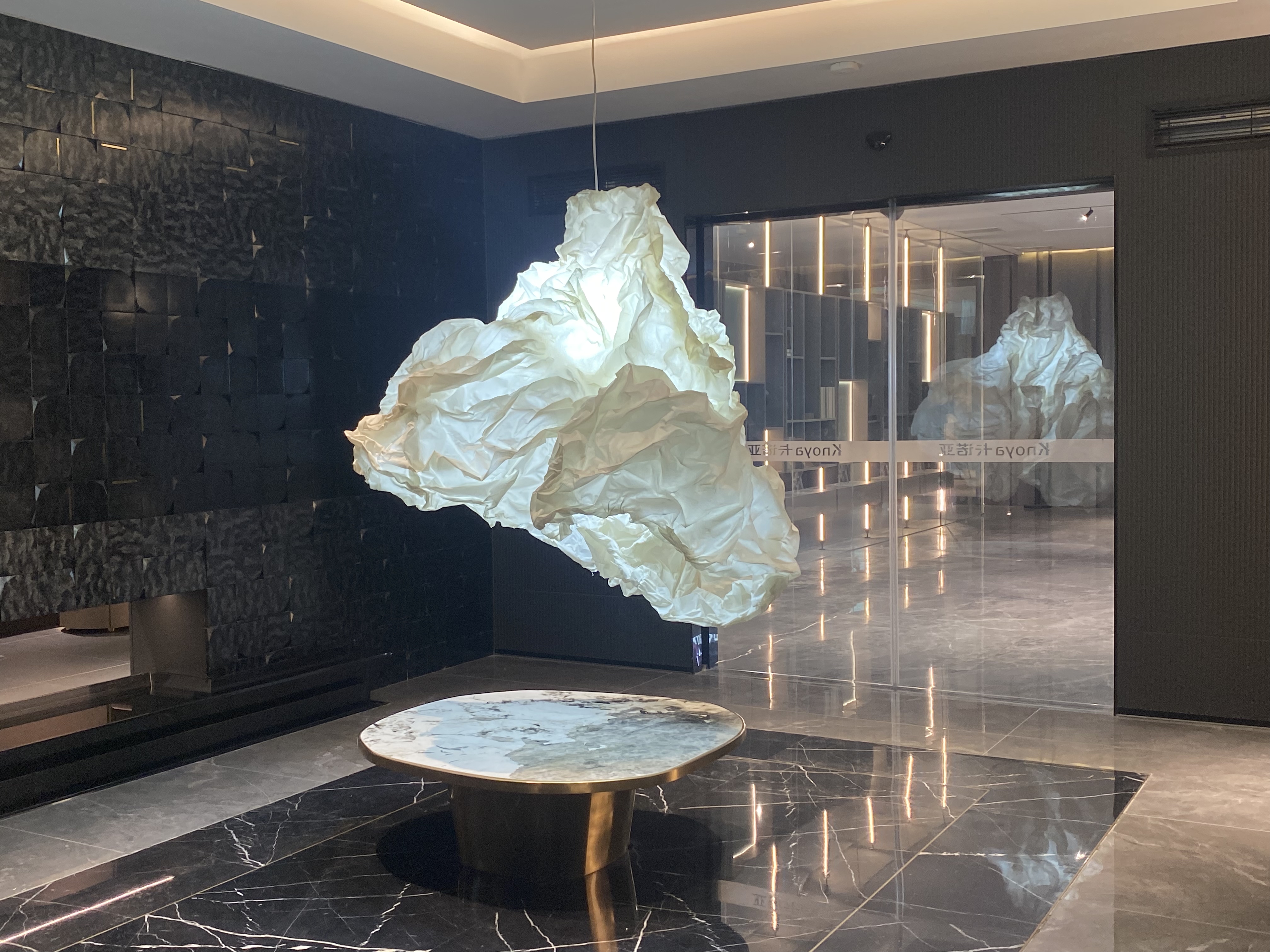 evo视讯官网
家居水性漆新品评测：从环保细节做起，筑就高颜质的家